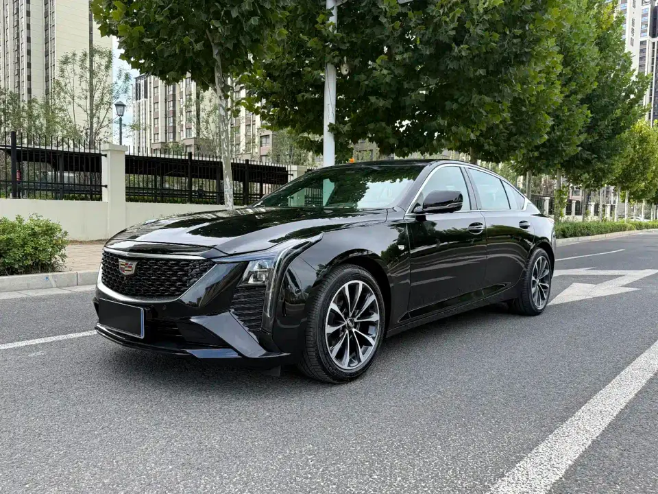 Cadillac CT5 Model 28T Urban Sport Edition 2026
