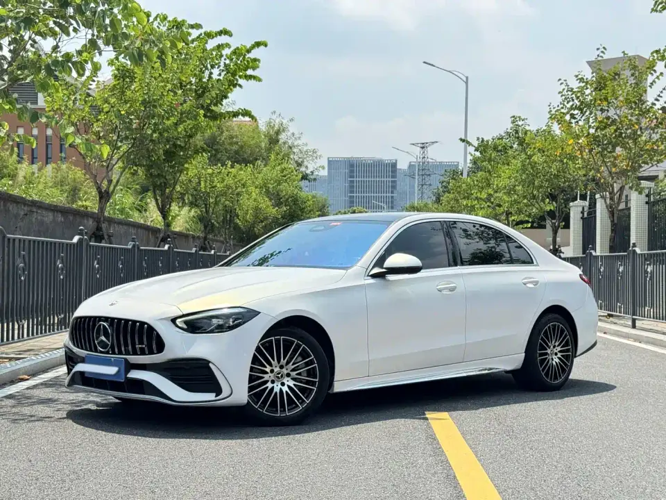 Mercedes-Benz C-Class Facelift C 260 L Night Sport Edition 2026