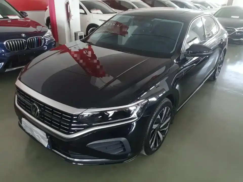 Volkswagen Passat Outstanding 330TSI Elite Edition 2025