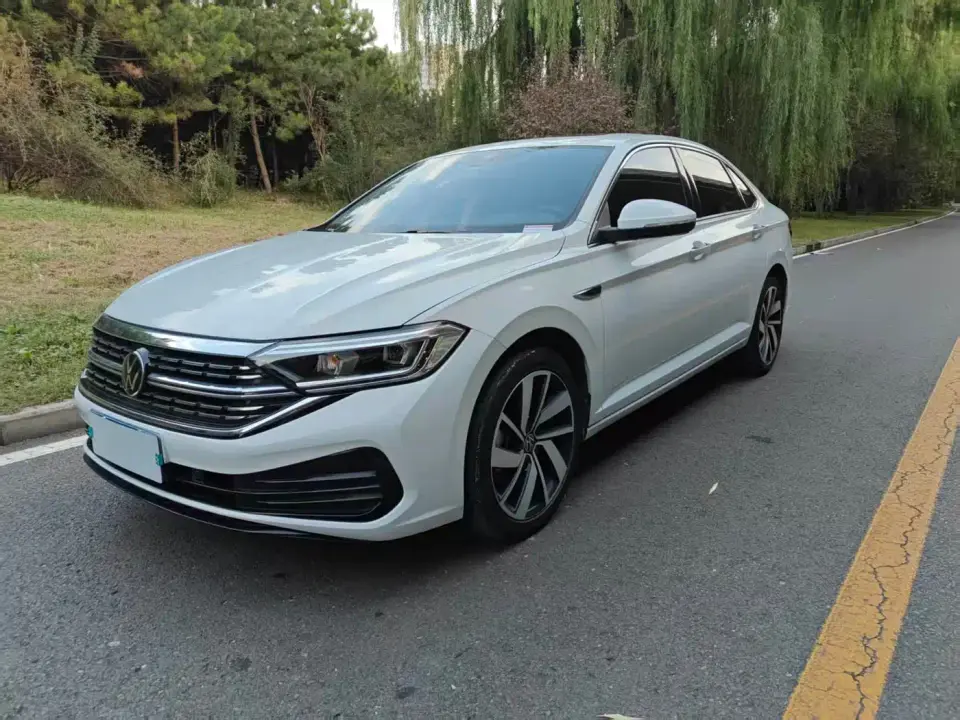 Volkswagen Sagitar 300TSI DSG Surpass Edition 2024