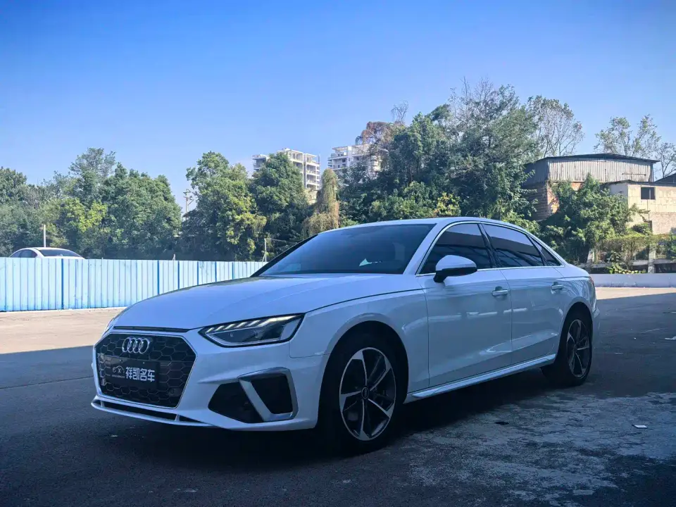 Audi A4L 40 TFSI Fashion Dynamic 2024