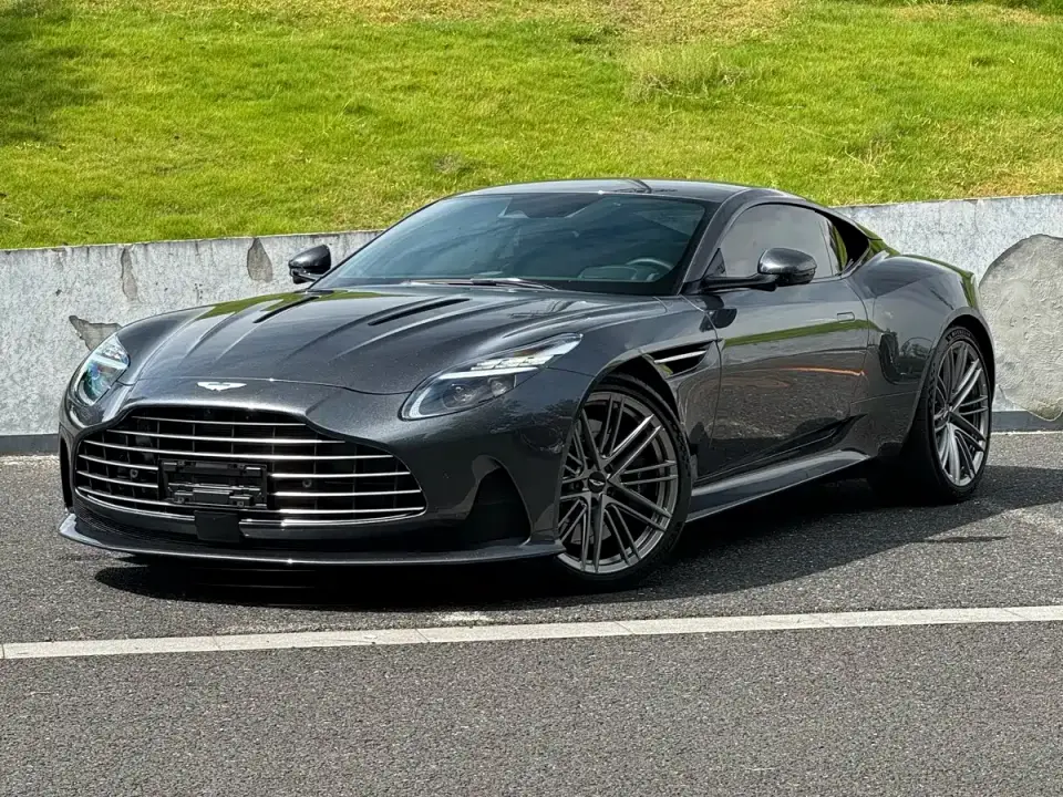 Aston Martin DB12 4.0T V8 Coupe 2024