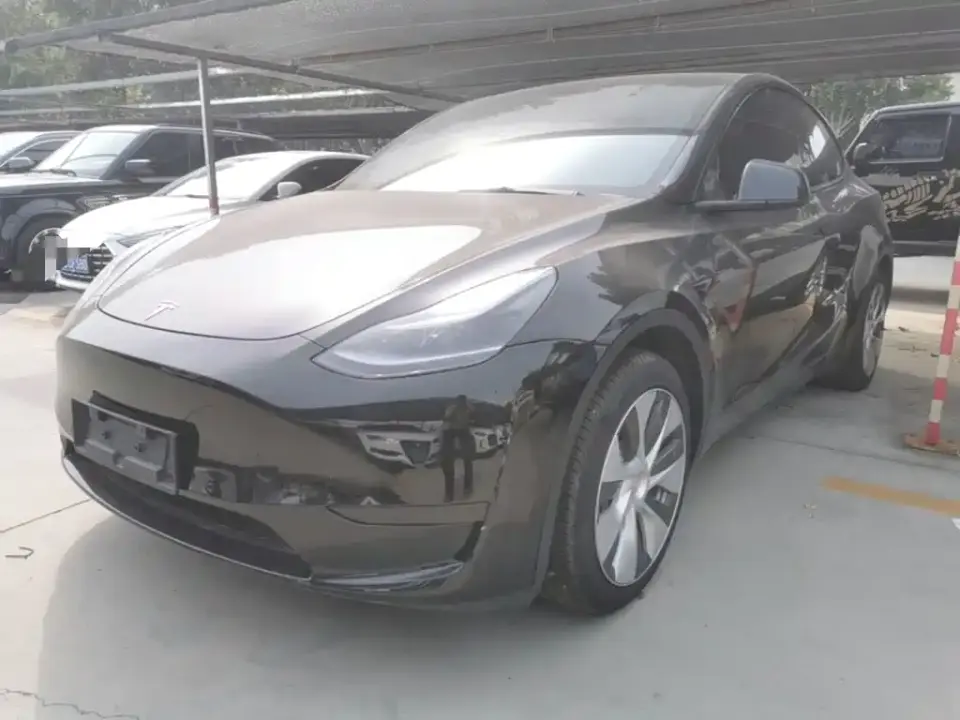 Tesla Model Y Facelift Rear-Wheel Drive Version 2023