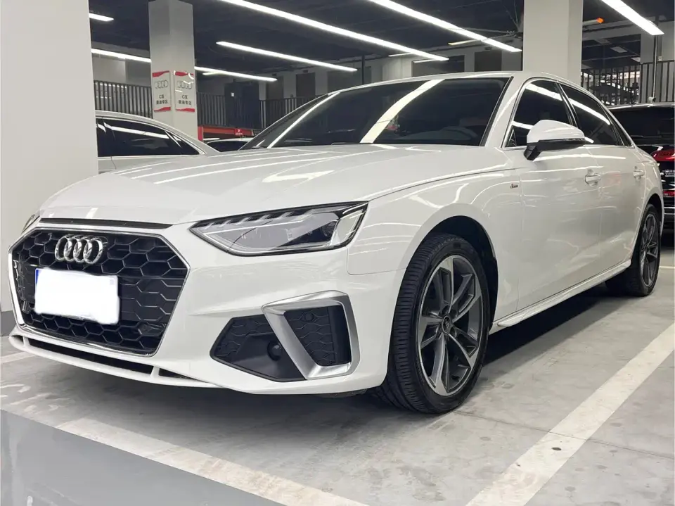 Audi A4L 40 TFSI Fashion Dynamic 2023