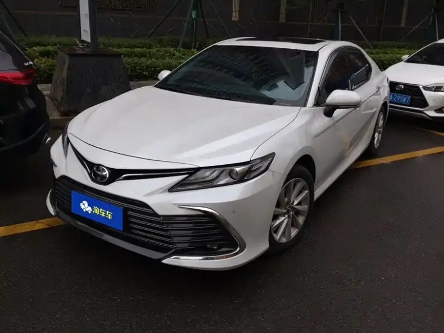 Toyota Camry 2.0GVP Leading Edition 2023
