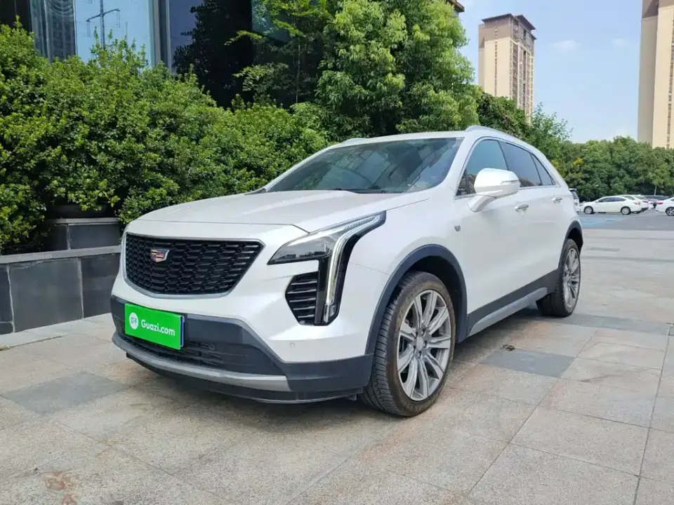 Cadillac XT4 28T AWD Platinum Edition 2024