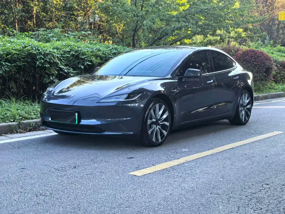 Tesla Model 3 Rear-Wheel Drive 2024