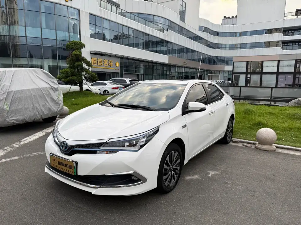 Toyota Corolla Twin Engine E+ 1.8L E-CVT Comfort Edition 2022