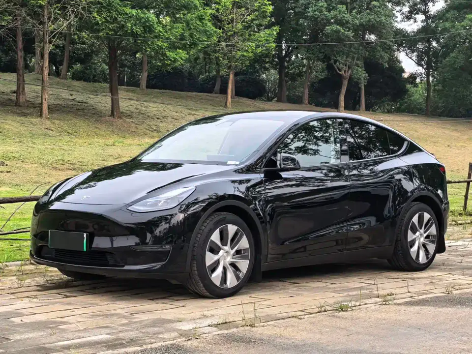 Tesla Model Y Facelift Long Range All-Wheel Drive Version 2023
