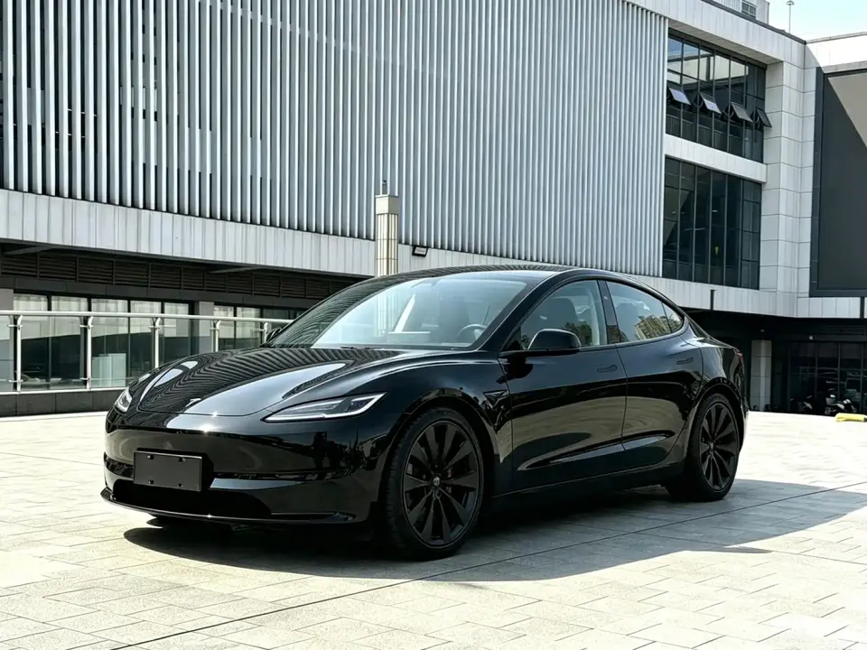 Tesla Model 3 Rear-Wheel Drive 2024