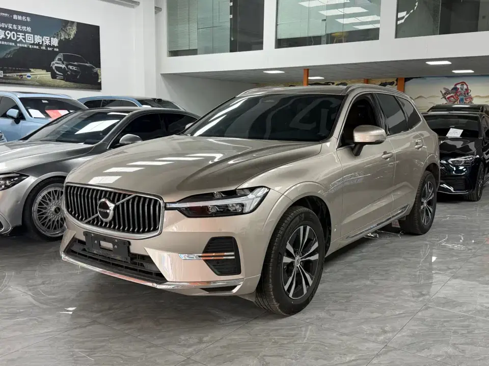 Volvo XC60 B5 AWD Zhiyi Luxury Edition 2024