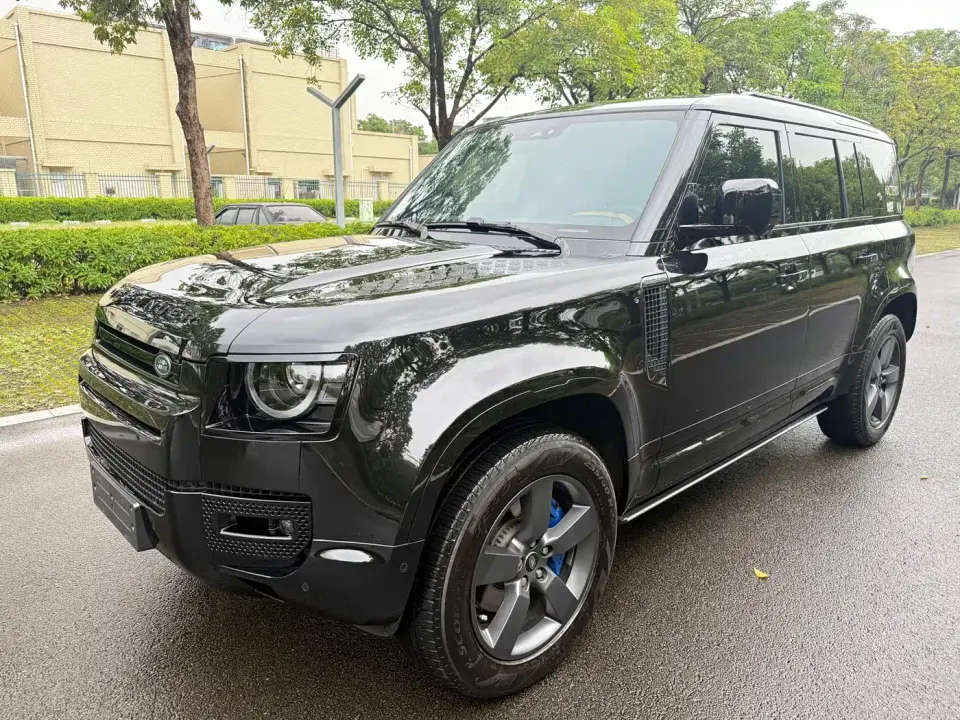 Land Rover Defender 110 3.0T P400 X-DYNAMIC HSE 2024