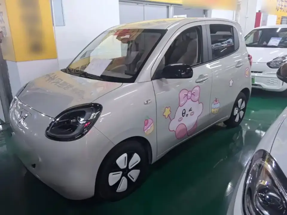 Wuling Motors Hongguang MINIEV 4-Door Advanced 2025