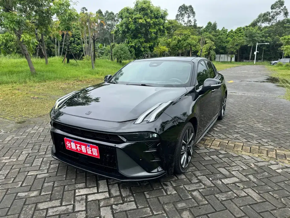 Lynk & Co 03 03+ 2.0TD Automatic Yufeng Edition 2024