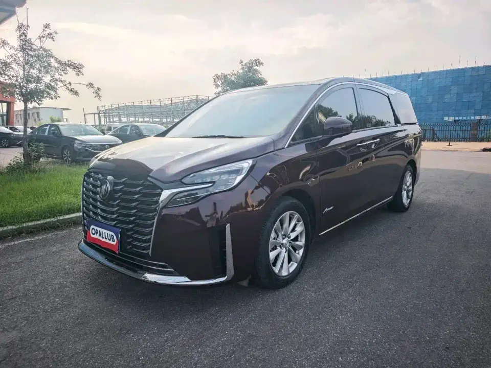Buick GL8 Avenir 6-Seater Executive Edition 2023