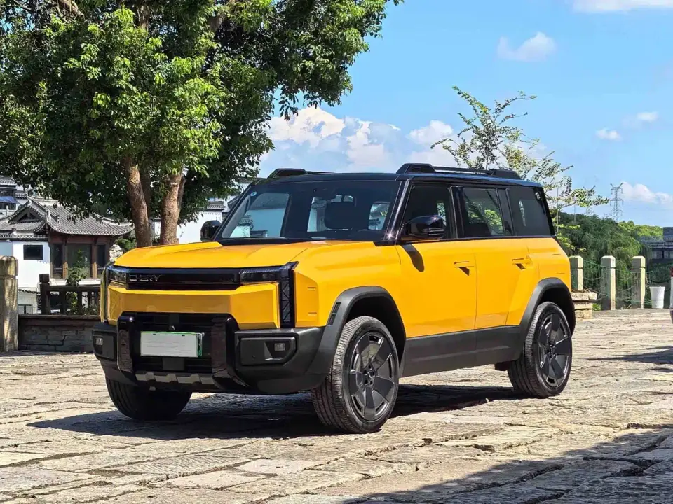 Chery Fengyun Storm X3L Model 4WD Premium Edition 2025