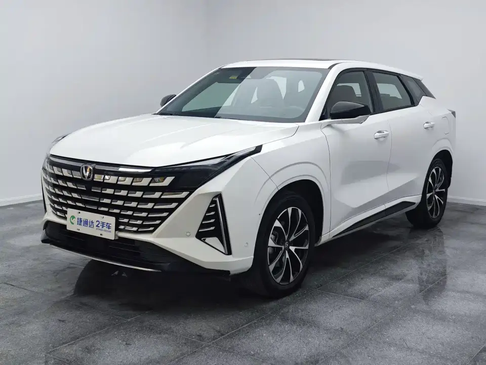 Changan UNI-Z New Energy Blue Whale Smart Electric iDD 125km Excellence Model 2024