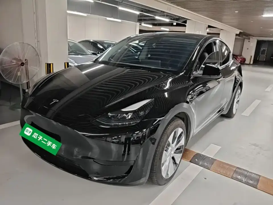 Tesla Model Y Facelift Rear-Wheel Drive Version 2023