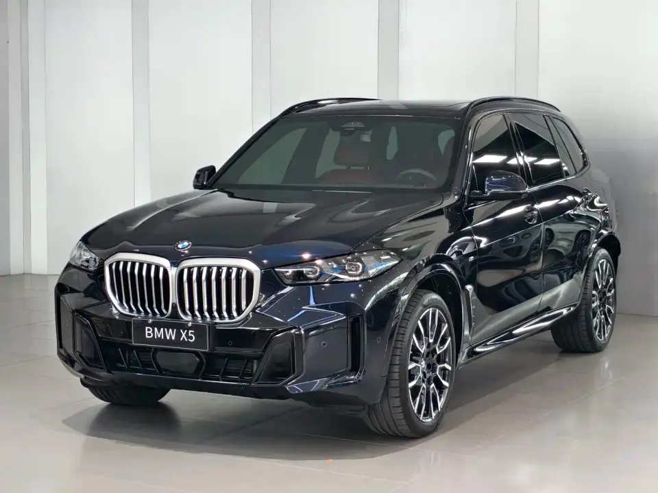 BMW X5 xDrive 40Li M Sport Black Night Package 2024