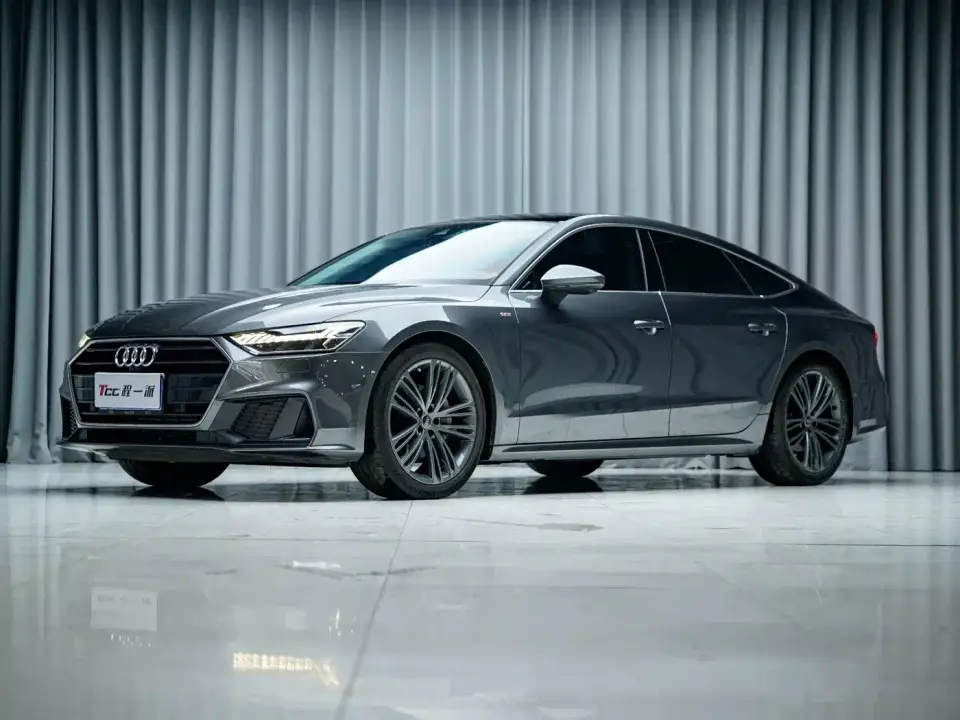 Audi A7 Model 45 TFSI Premium Selection Edition 2024