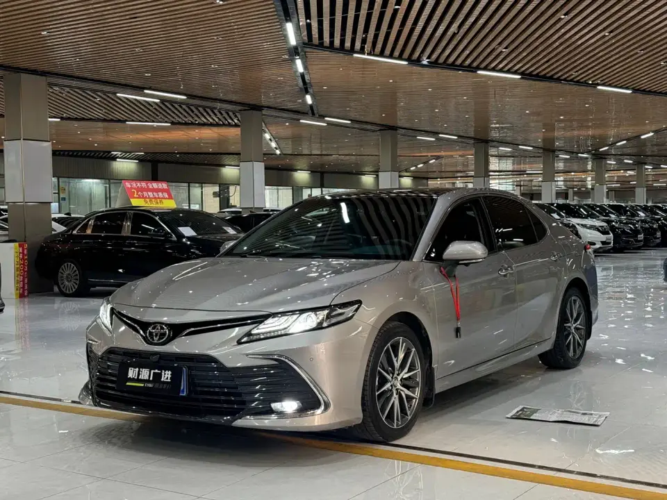 Toyota Camry 2.5G Luxury Edition 2022