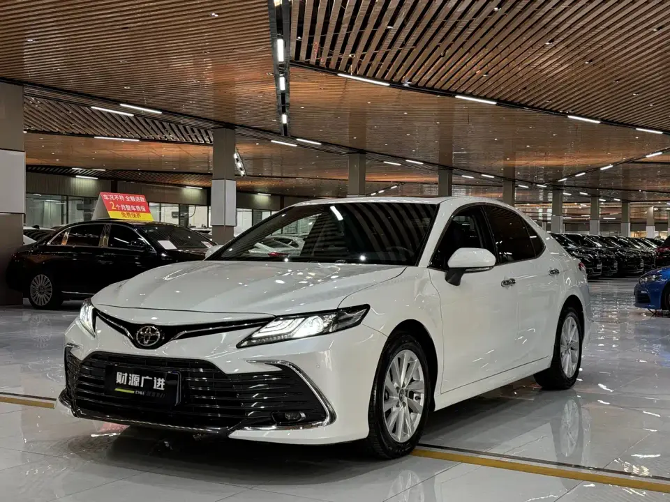 Toyota Camry 2.0G Luxury Edition 2021