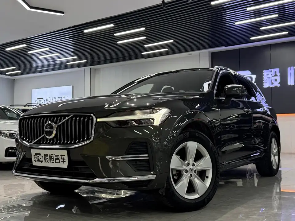 Volvo XC60 B5 AWD R-Design 2021