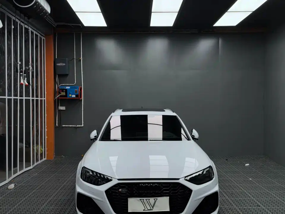 Audi RS 4 RS4 Avant Obsidian Edition 2021