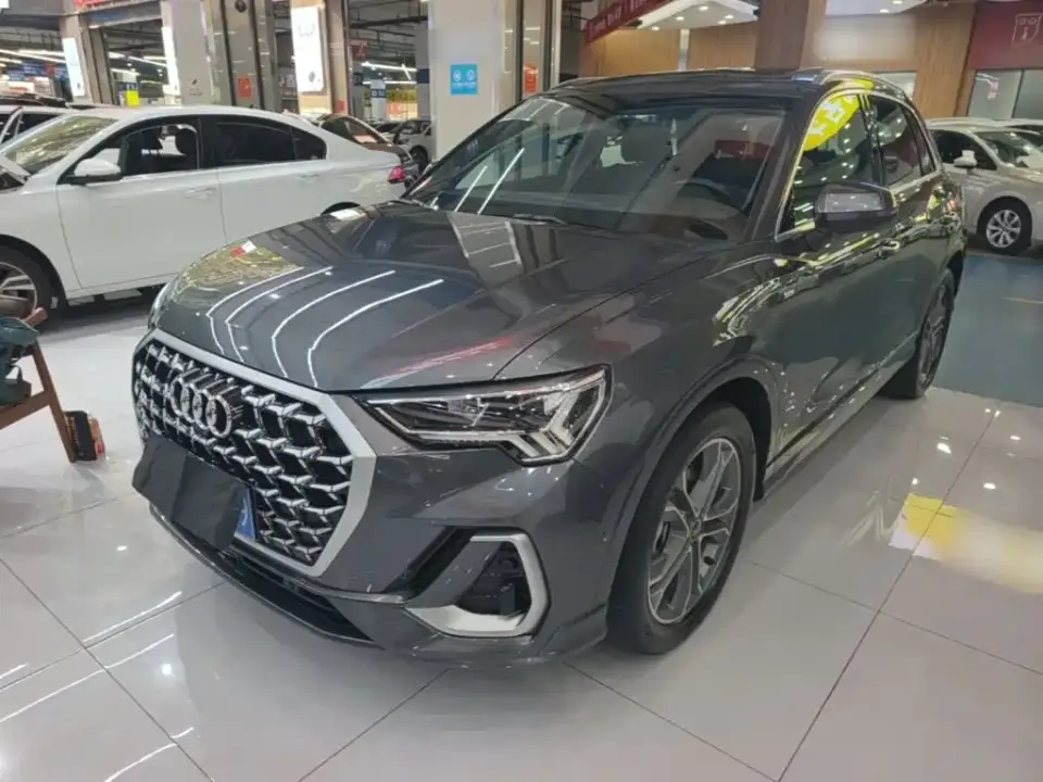 Audi Q3 quattro 45th Anniversary Edition 40TFSI Fashion Dynamic 2025