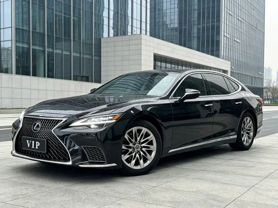 Lexus LS 500h Luxury Edition 2021
