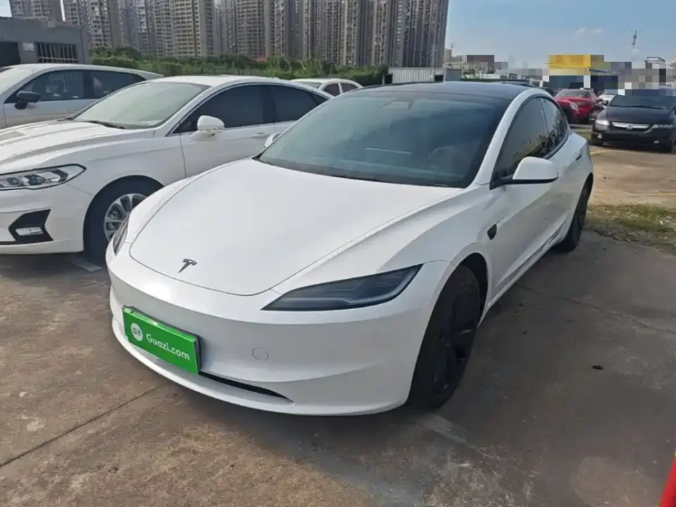 Tesla Model 3 Model Year Facelift Rear-Wheel Drive 2026