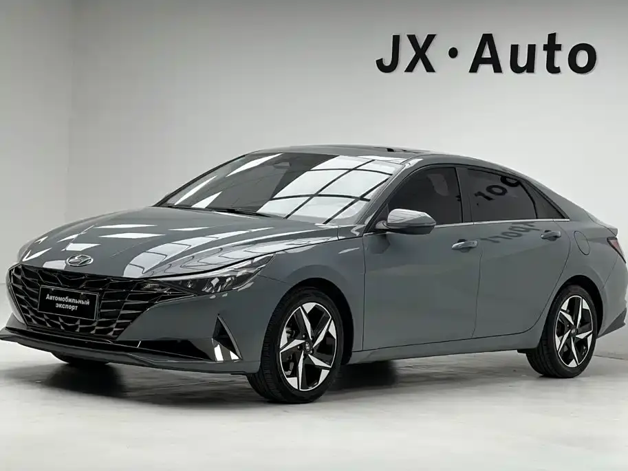 Hyundai Elantra 1.5L CVT LUX Premium Edition 2022