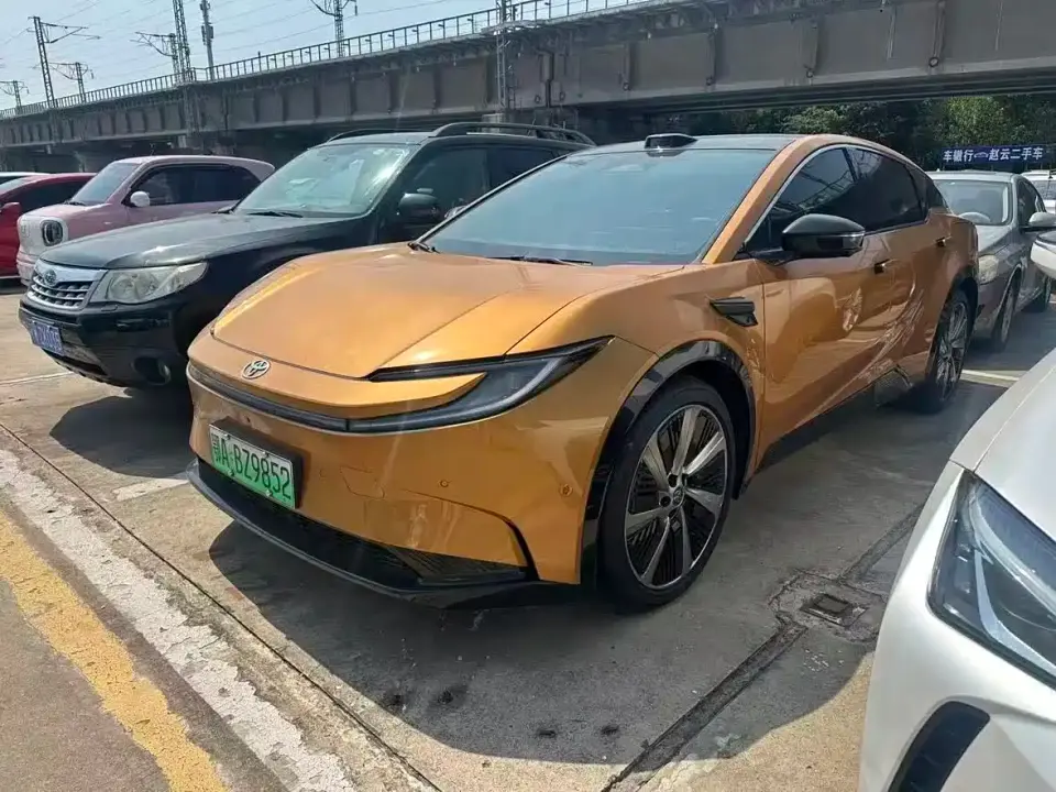 Toyota bZ5 550 PRO Smart Edition 2025