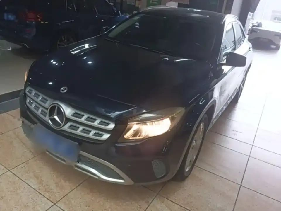 Mercedes-Benz GLA-Class GLA 200 Dynamic 2019