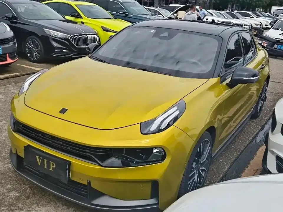 Lynk & Co 03 03+ 2.0TD Auto Wind Hunter Edition 2021