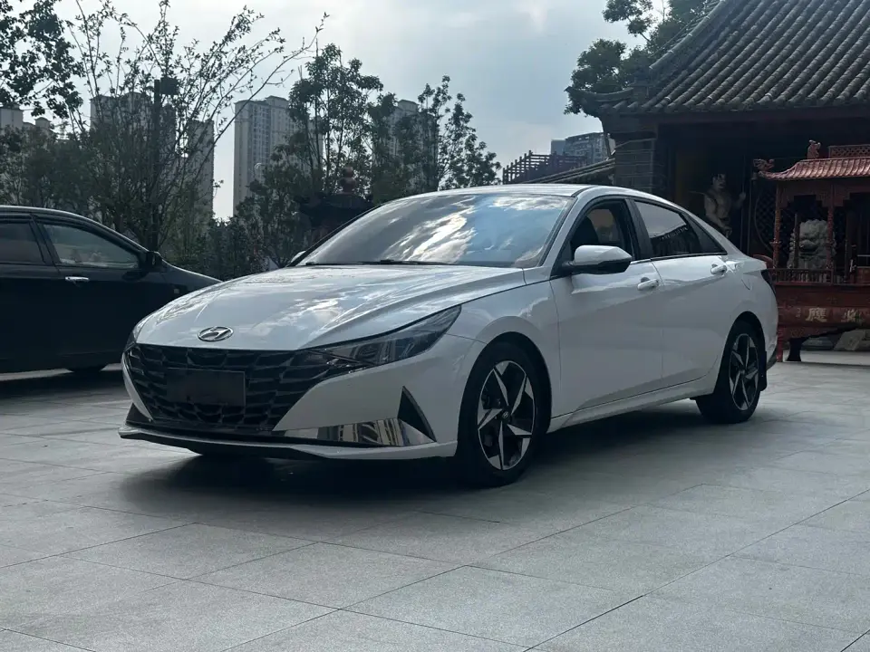 Hyundai Elantra 1.5L CVT GLX Elite Edition 2022