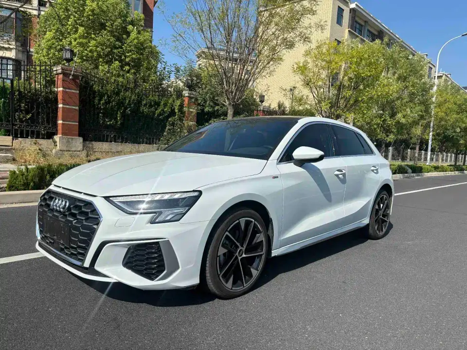 Audi A3 Facelift Sportback 35 TFSI Fashion Sport 2023