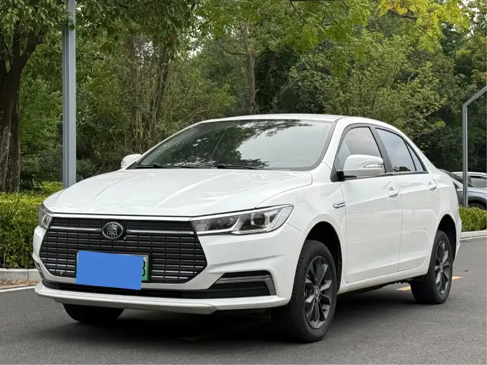 BYD Qin New Energy Standard Edition 2023