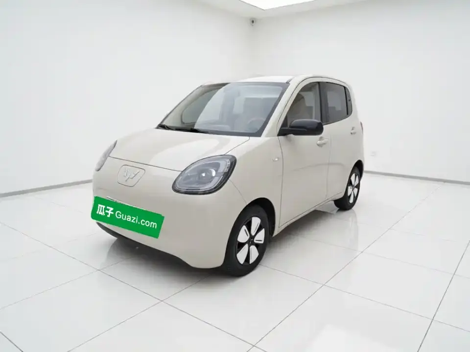 Wuling Motors Hongguang MINIEV 4-Door Advanced 2025