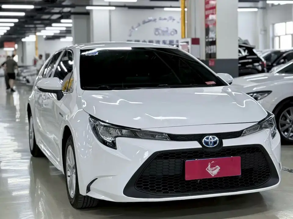 Toyota Levin Dual Engine 1.8H E-CVT Progressive Edition 2021