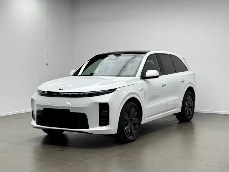 Li Auto L6 2026