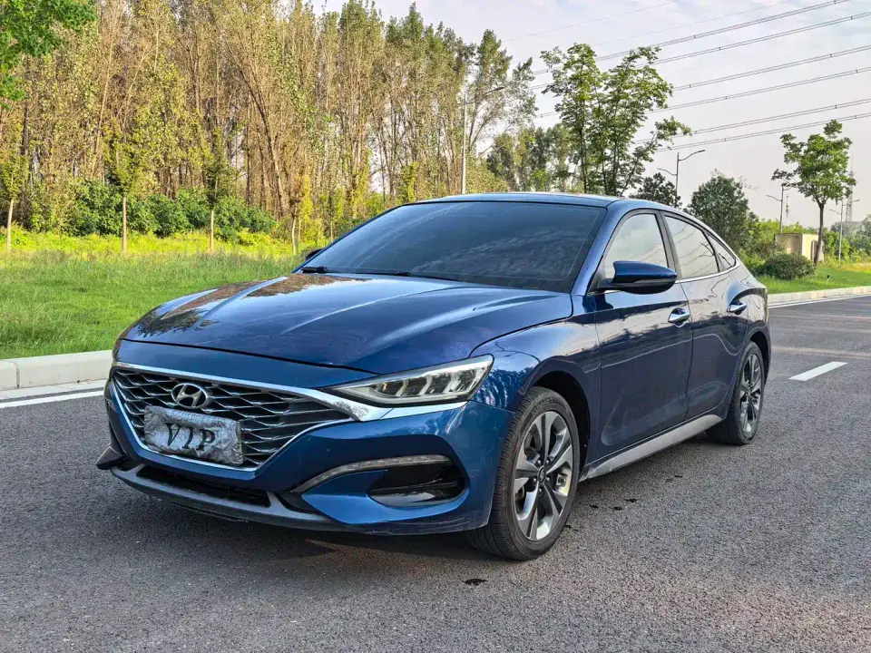 Hyundai Fista 280TGDi Sport Edition China VI 2020