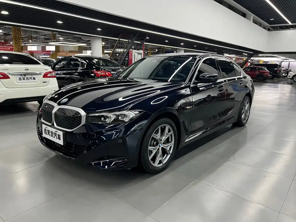 BMW i3 eDrive 35 L 2025