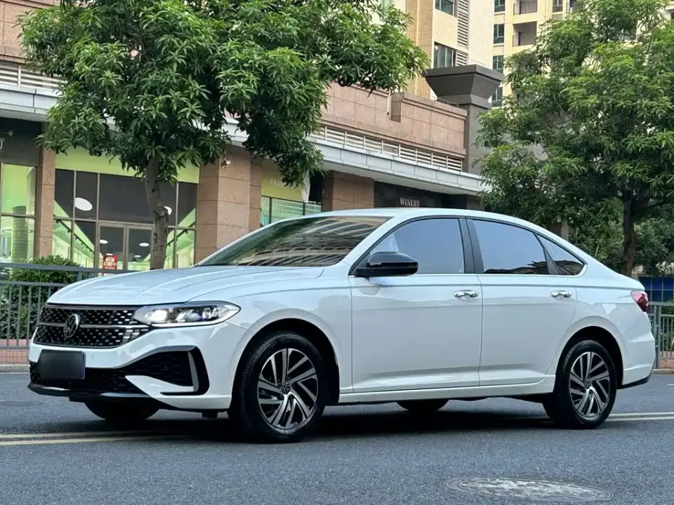Volkswagen Lavida Model 300TSI DSG Starlight Leading Edition 2024