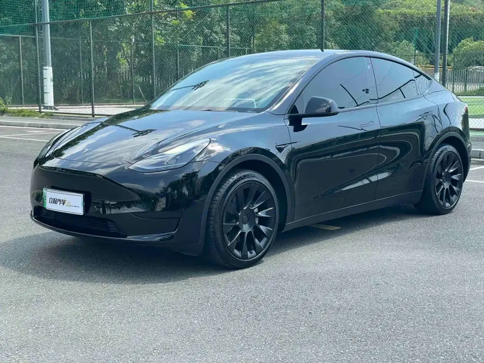 Tesla Model Y Facelift Rear-Wheel Drive Version 2023