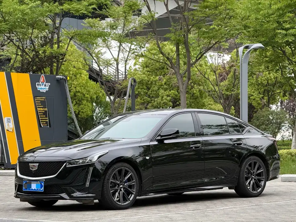 Cadillac CT5 28T Platinum Style 2024