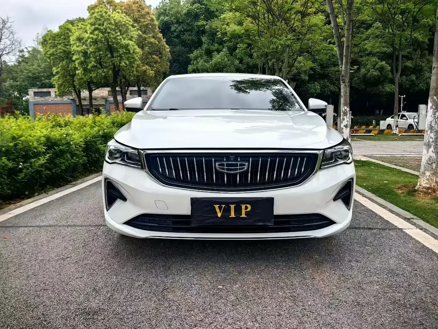 Geely Emgrand 4th Generation 1.5L CVT Elite 2021 — фото 2