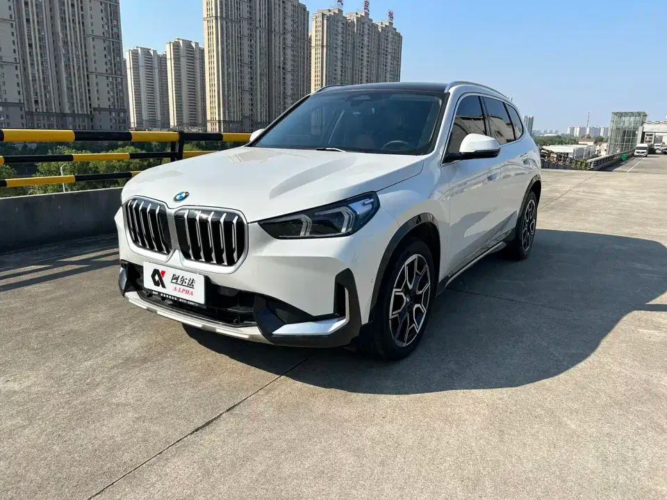 BMW X1 sDrive25Li X Design Package 2025