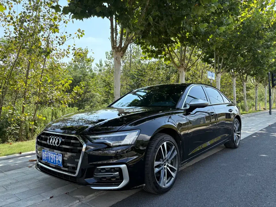 Audi A6L Facelift 40 TFSI Luxury Dynamic 2023