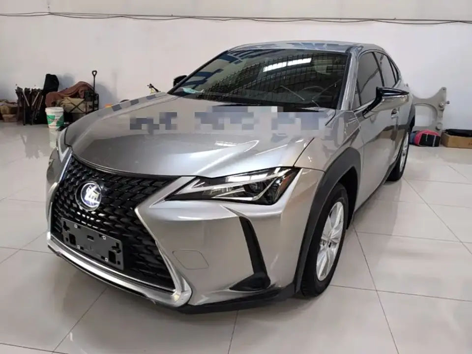 Lexus UX 260h Explore Cool Edition 2021